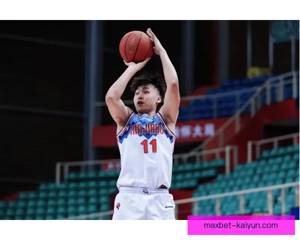 埃斯本赛季防守数据表现稳健，球队后防线竞争力增强，值得关注。